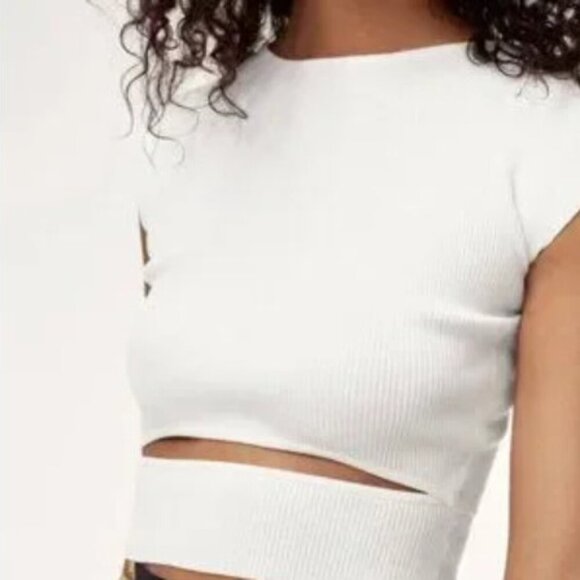 🇨🇦 Aritzia - Wilfred Cut-out Knit Top (White) - Picture 9 of 15